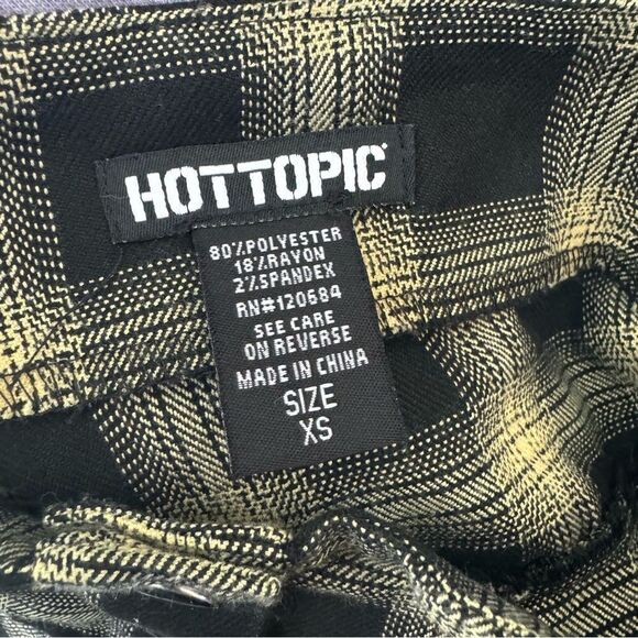 Hot topic plaid mini skirt size XS - Picture 4 of 4